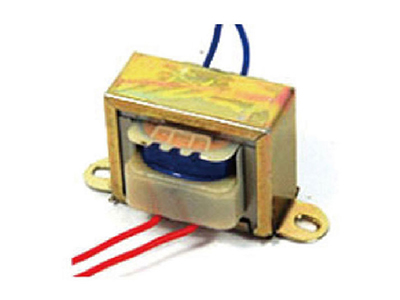 Transformator mit EI-Kern im Niederfrequenz-Bereich